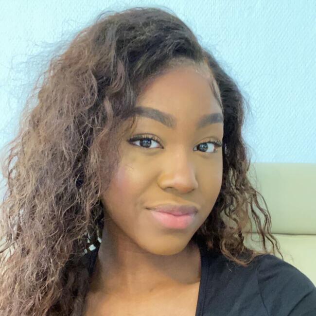 Babysitter in Annemasse: Océane