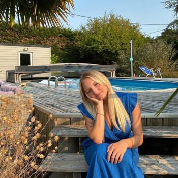 Babysitter in Montbizot: Cannelle