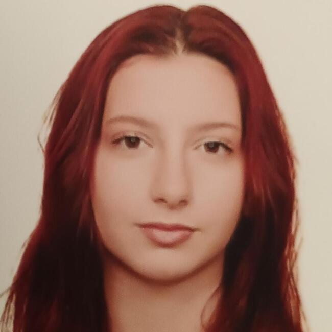 Babysitter in Piraeus: Maria