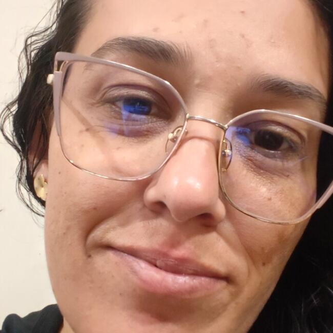 Babysitter in Juiz de Fora: Alessandra