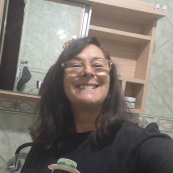 Babysitter in Canoas: Carmem