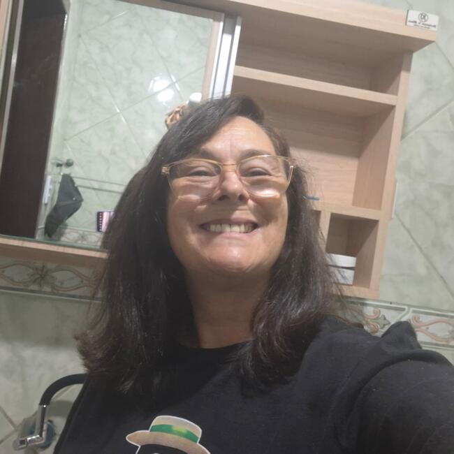 Babysitter in Canoas: Carmem