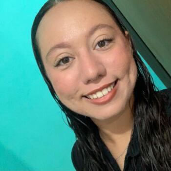 Babysitter in Ribeirão Preto: Vitória caroline
