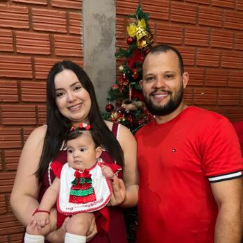 Emprego de babá em Sorriso: emprego de babá Carla