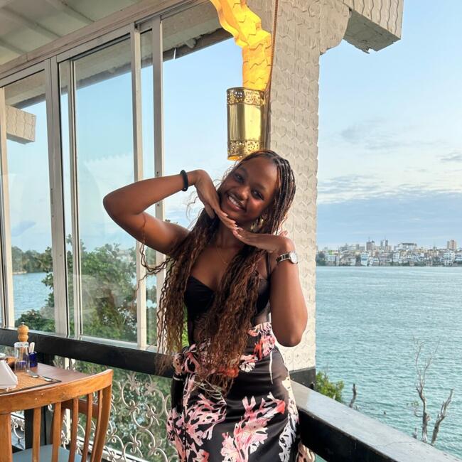 Babysitter in Derby: Juniez