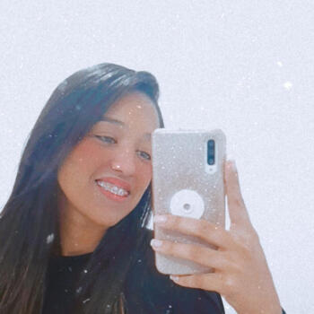 Babá em Fortaleza: Thais