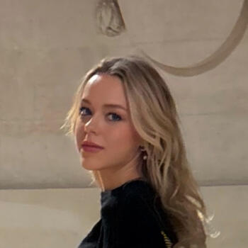 Babysitter in Paris: Sofie