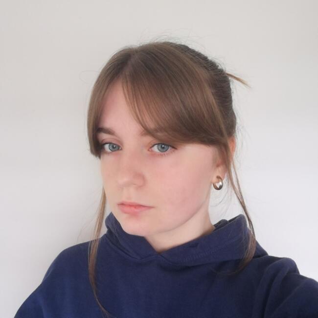 Babysitter in Ferrière-la-Grande: Esmeralda