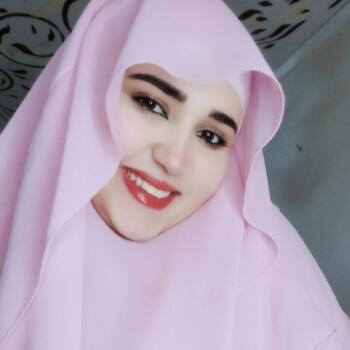 جليسة أطفال في اَلْحَدّ: ليره