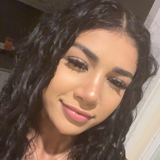 Babysitter in Melbourne: Donia