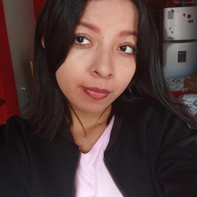 Babysitter in Santo Domingo de los Colorados: Maite