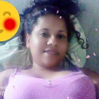 Babysitter in Santa Marta: LEYNETH