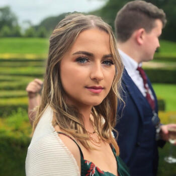 Babysitter in Limerick: Emma
