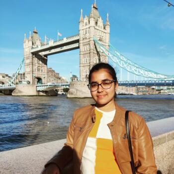 Babysitter in Hull: Samyuktha