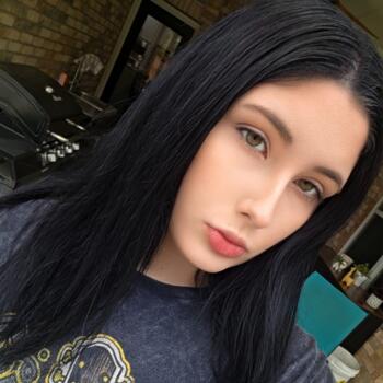 Babysitter in Spring (Texas): Skye