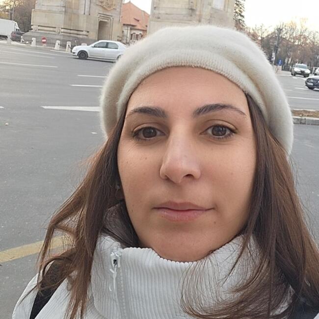 Babysitter στην περιοχή Βουκουρέστι: Hanan
