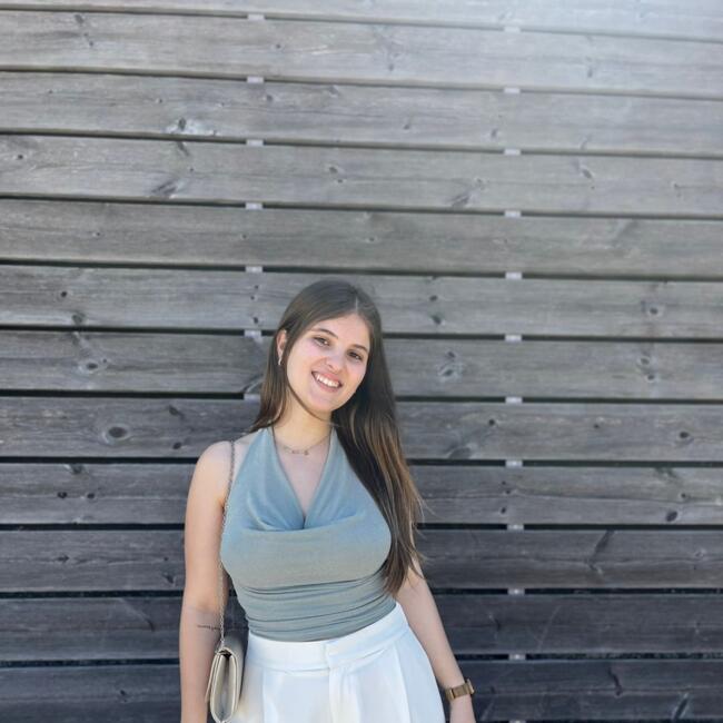 Babysitter in Amarante: Fabiana