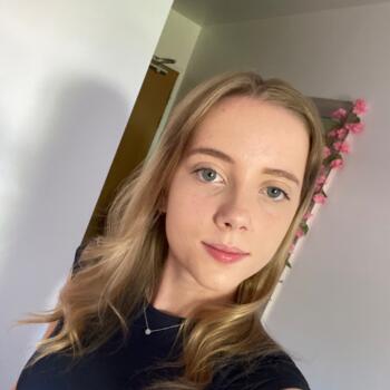 Babysitter in Cardiff: Elodie