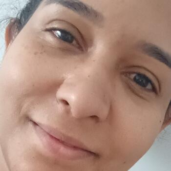 Babysitting job in Senhor do Bonfim: babysitting job Jeany