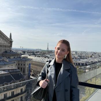 Babysitter in Liège: Rina