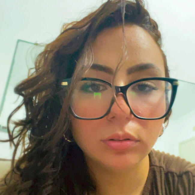 Babysitter in Praia Grande: Pietra