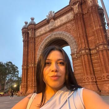 Niñera Barcelona: Camila
