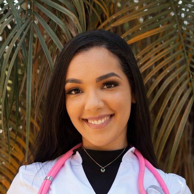 Babysitter in Taboão da Serra: Alessandra