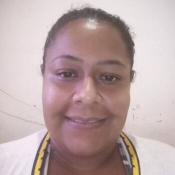 Babysitter in Fortaleza: Daniela