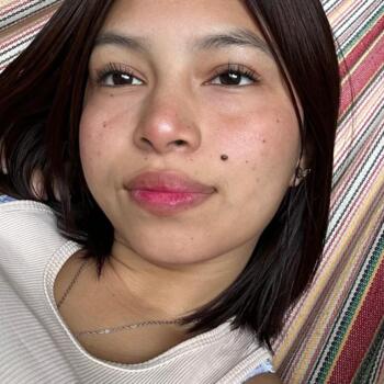 Babysitter Guayaquil: Scarlet