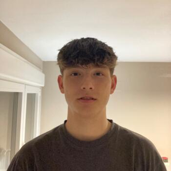 Canguro en Alcalá de Henares: Gonzalo