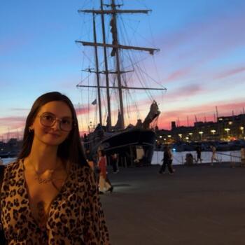 Babysitter in Lambesc: Loane