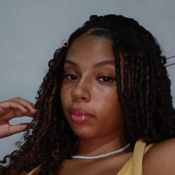 Babá em Santa Inês: Sarah