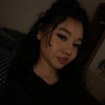 Babysitter in Paris: Anika