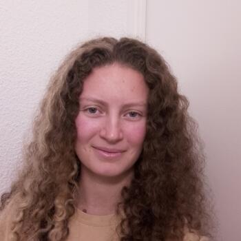 Babysitter Lyon: Emeline