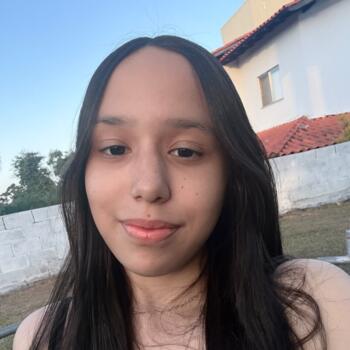 Babysitter Brasília: Karla Raquel