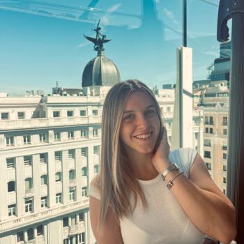 Niñera Ibiza (Comunidad Autónoma de las Islas Baleares): Laura