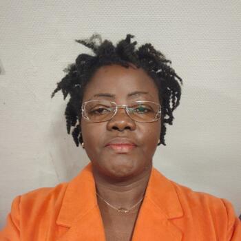 Babysitter in Paris: Daline