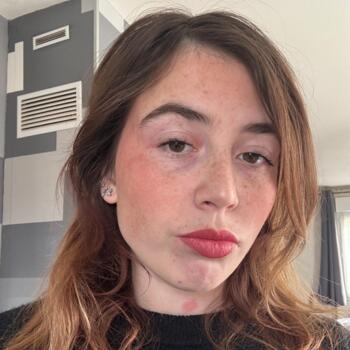 Baby-sitter Montcy-Notre-Dame: Alizée