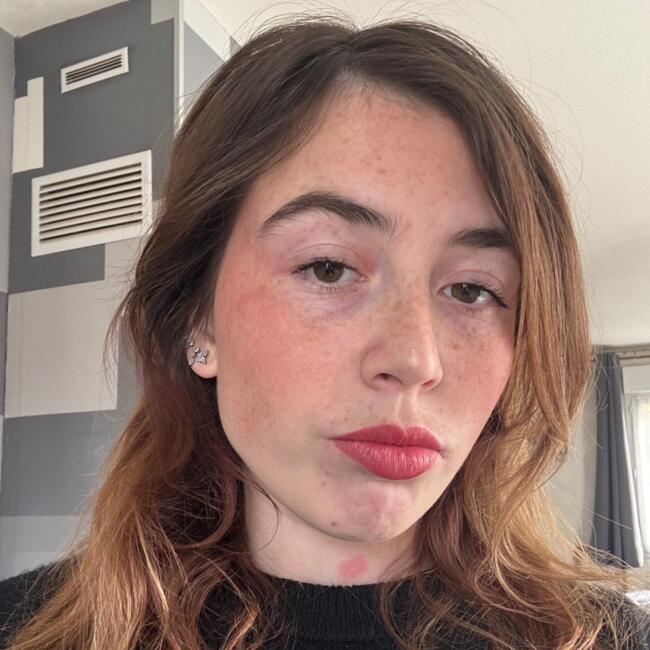 Babysitter in Montcy-Notre-Dame: Alizée