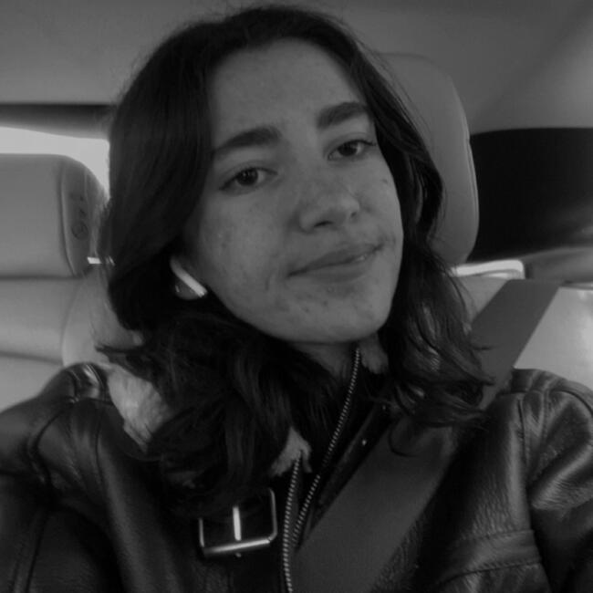 Babysitter in Chauvigny: Cylia