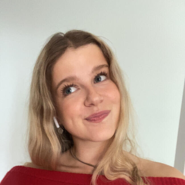 Babysitter in Lincoln: Evelyn