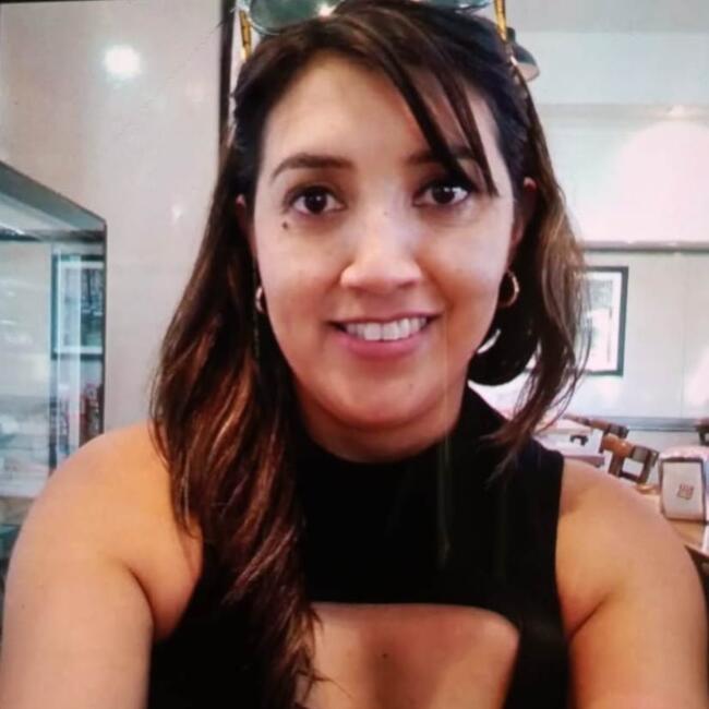 Babysitter in San Nicolás de los Arroyos: VANINA LETICIA