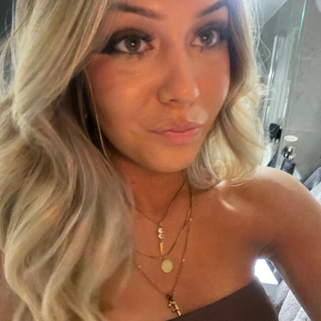 Babysitter in Huddinge: Felicia