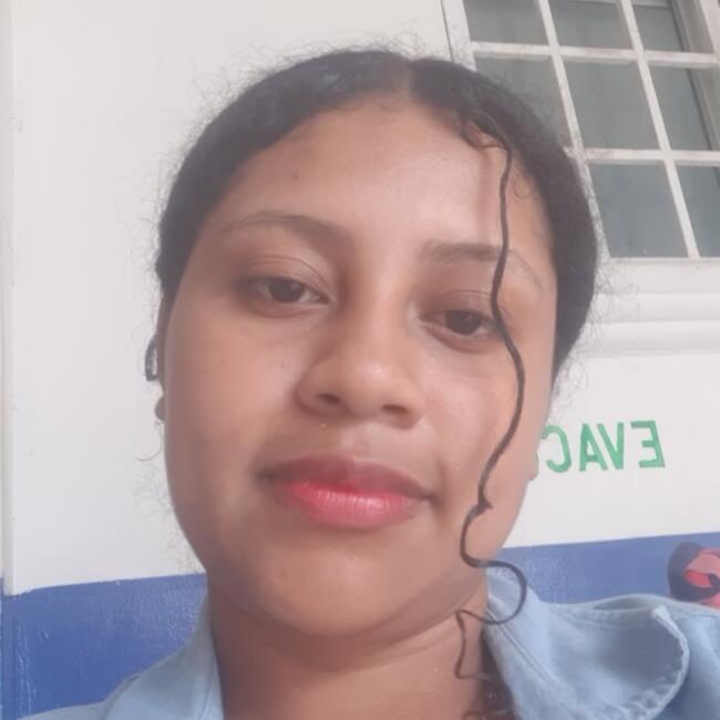 Niñera en Panamá: Mariana