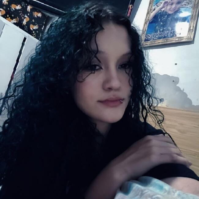 Babysitter in Mesquita: Sara