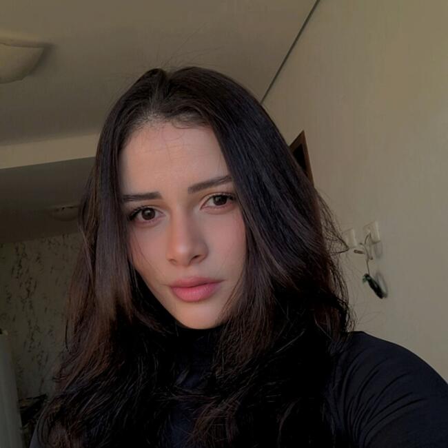 Babysitter in São Paulo: Yasmin