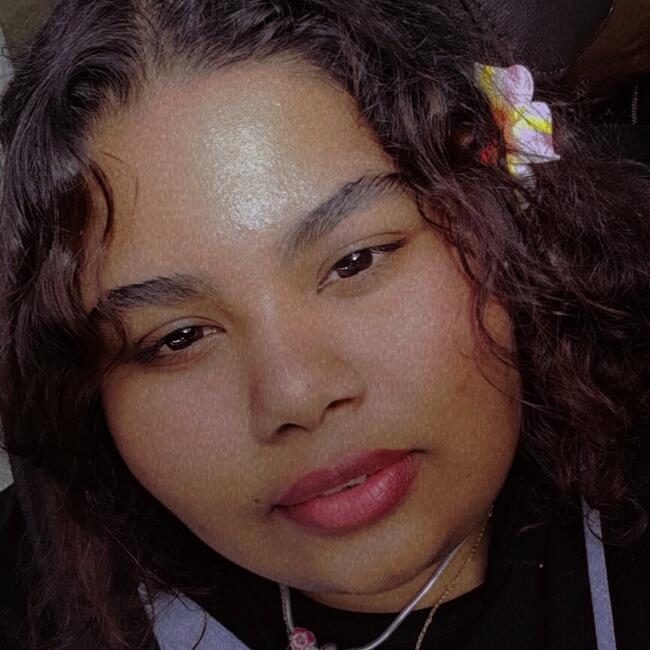 Babysitter in Hamilton: Alisha