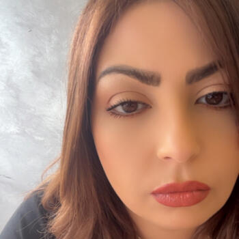 Babysitter in Sainte-Geneviève-des-Bois: Manel