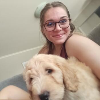 Babysitter in Hamilton: Juanel