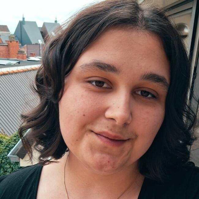 Babysitter in Lokeren: Luna